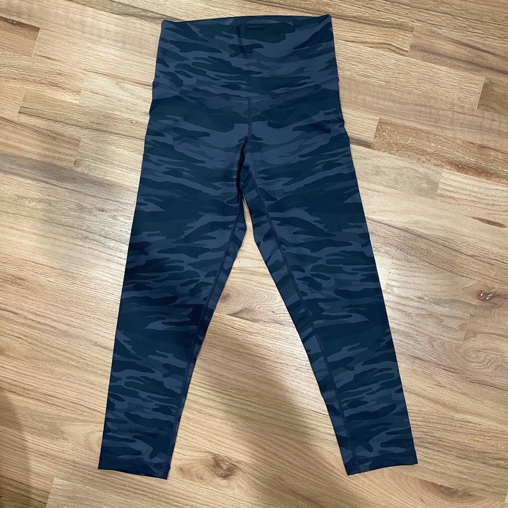 Navy camo DYI leggings